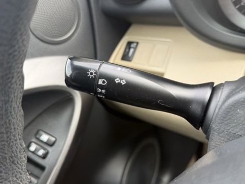 Used 2012 Toyota RAV4 Base w/ Upgrade Value Pkg image 21