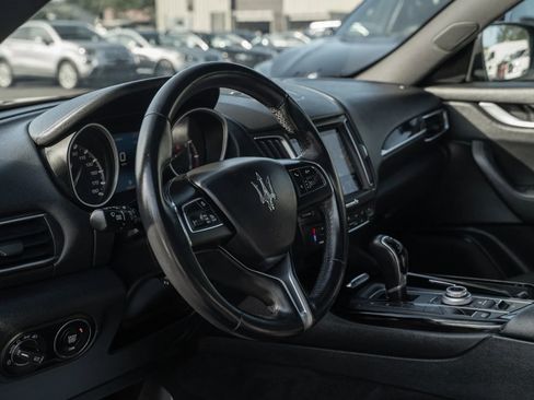 Used 2018 Maserati Levante Sport Utility 4D image 15