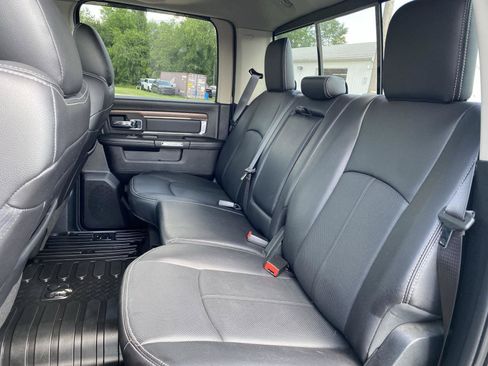 Used 2017 RAM 1500 Laramie w/ Convenience Group AWD/4WD image 26