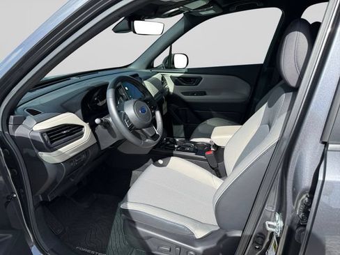 Used 2026 Subaru Forester Premium AWD/4WD image 11