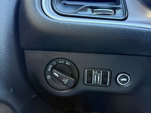 Used 2022 Dodge Challenger SXT w/ Blacktop Package image 20