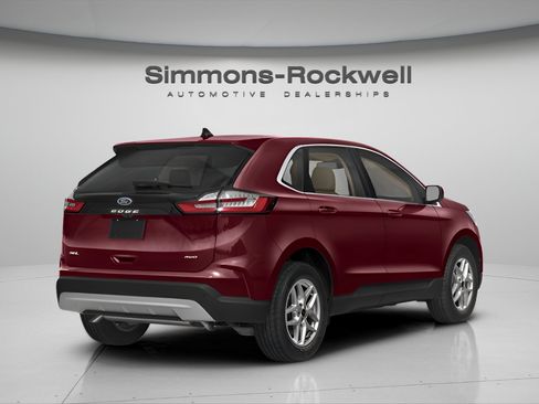Used 2024 Ford Edge SEL w/ Convenience Package AWD/4WD image 7