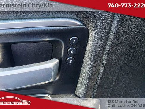 Used 2022 RAM 3500 Laramie AWD/4WD image 15