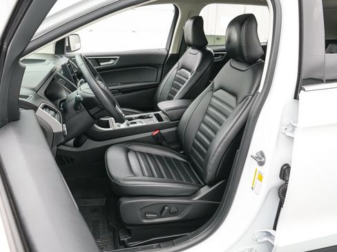 Certified 2024 Ford Edge SEL w/ Convenience Package AWD/4WD image 12