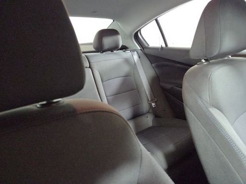Used 2019 Chevrolet Cruze LT w/ Convenience Package image 19