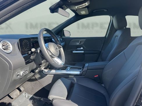 Used 2025 Mercedes-Benz GLA 250 image 9