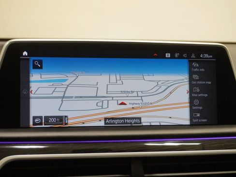 Used 2021 BMW 750i xDrive w/ Executive Package image 28