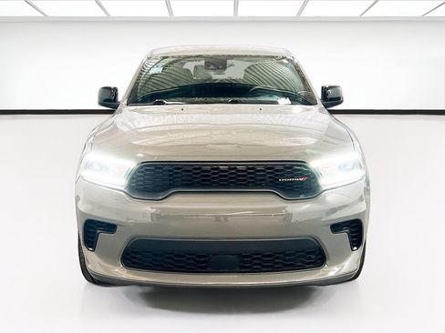Used 2023 Dodge Durango GT RWD image 2