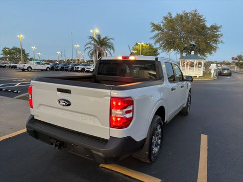 Used 2025 Ford Maverick XLT w/ Equipment Group 301A image 7