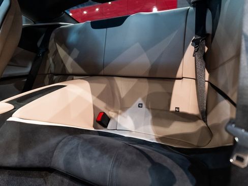 Used 2021 Ferrari Roma image 35