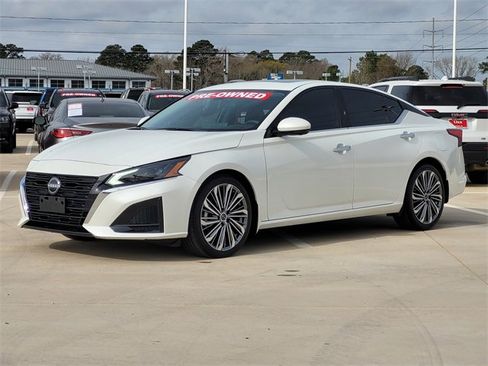 Used 2023 Nissan Altima 2.5 SL image 3