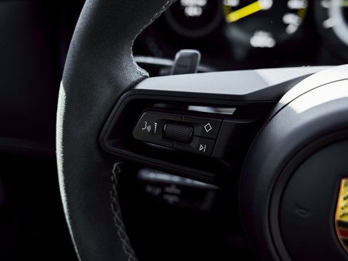 Used 2022 Porsche 911 GT3 image 62