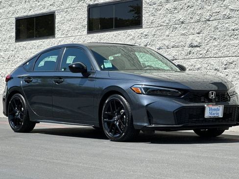 New 2025 Honda Civic Sport image 2