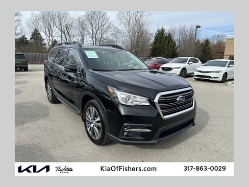 Used 2022 Subaru Ascent Limited w/ Technology Package image 1