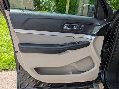 Used 2018 Ford Explorer 4WD image 30