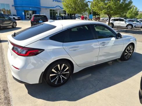 Certified 2024 Honda Civic EX-L image 11