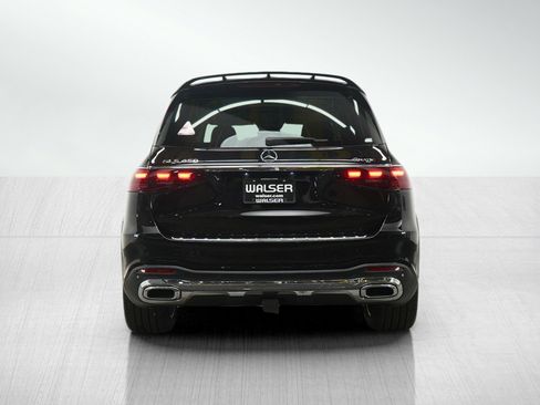 Used 2025 Mercedes-Benz GLS 450 4MATIC image 6