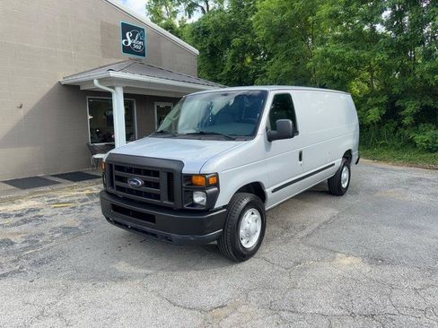 Used 2008 Ford E-250 and Econoline 250 RWD image 1