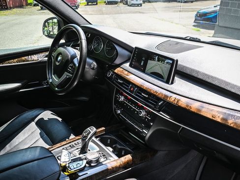 Used 2018 BMW X5 xDrive35i AWD/4WD image 19
