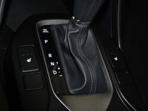 Used 2017 Hyundai Santa Fe Sport image 14