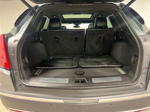 Certified 2021 Cadillac XT5 Premium Luxury image 11