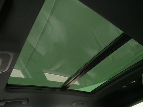 Used 2024 Audi Q3 2.0T Premium image 31