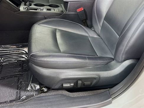 Used 2018 Subaru Outback 2.5i Limited AWD/4WD image 19