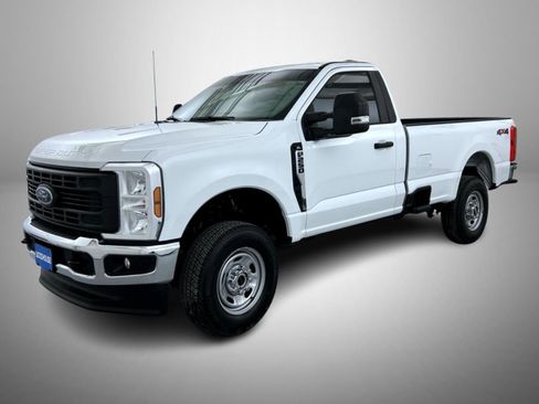 Used 2025 Ford F250 XL w/ XL Chrome Package image 1