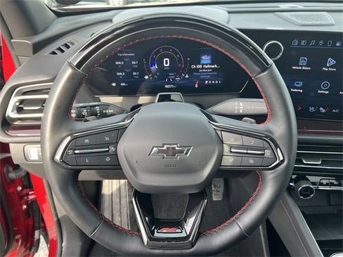 Certified 2024 Chevrolet Traverse RS image 11