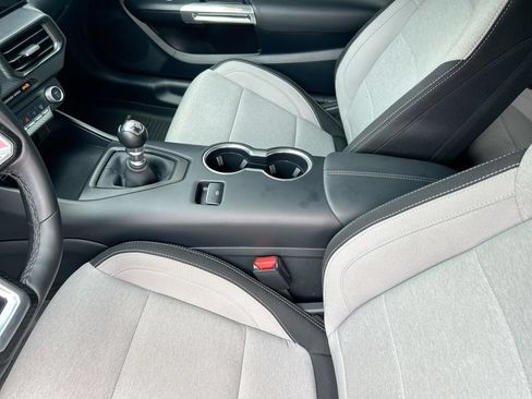 Used 2024 Ford Mustang GT RWD image 25