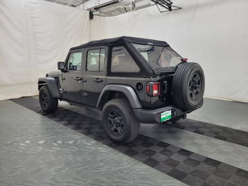 Used 2018 Jeep Wrangler Unlimited Sport AWD/4WD image 5
