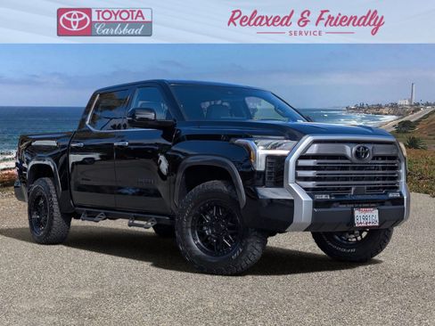 Used 2025 Toyota Tundra Limited AWD/4WD image 1