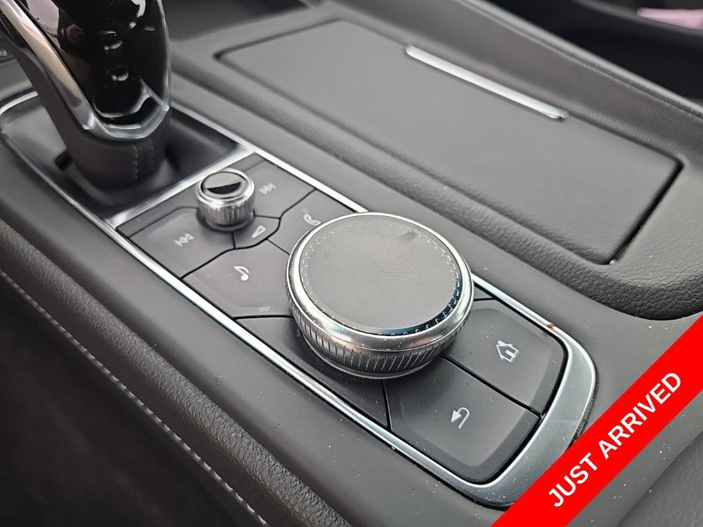 Used 2020 Cadillac CT5 Luxury w/ Cold Weather Package AWD/4WD image 11