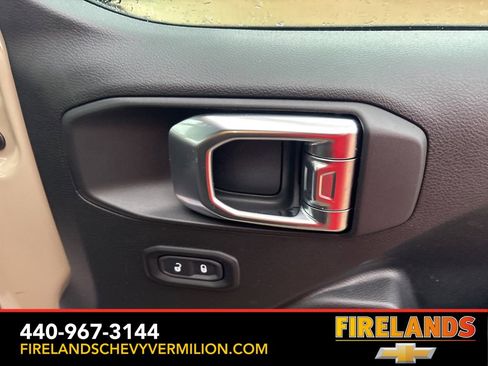 Used 2022 Jeep Wrangler Unlimited Rubicon 4xe w/ Cold Weather Group image 25