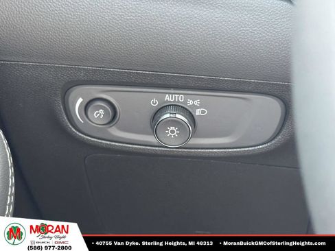 Certified 2024 Buick Encore GX Preferred w/ Comfort Package FWD image 31