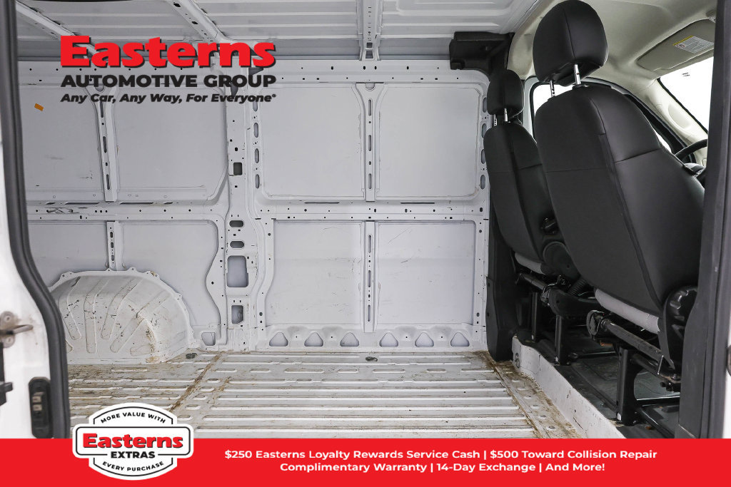Used 2025 RAM ProMaster 2500 w/ Convenience Group FWD image 22