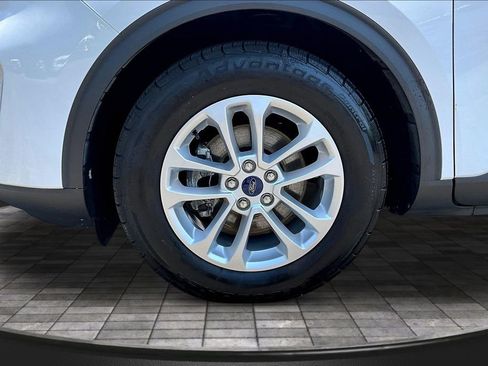 Used 2020 Ford Escape SE FWD image 35