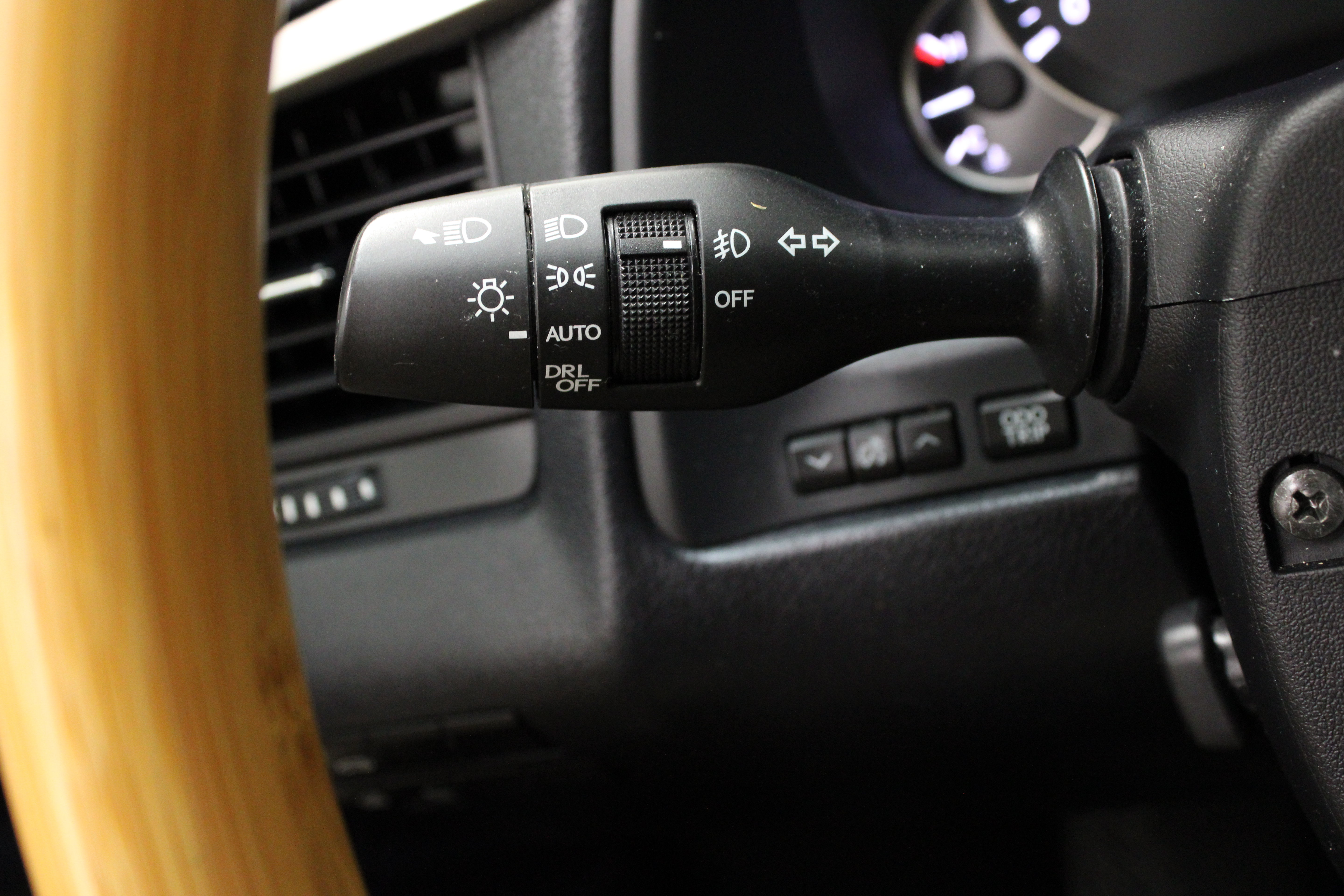 Used 2022 Lexus RX 350L FWD w/ Premium Package image 28