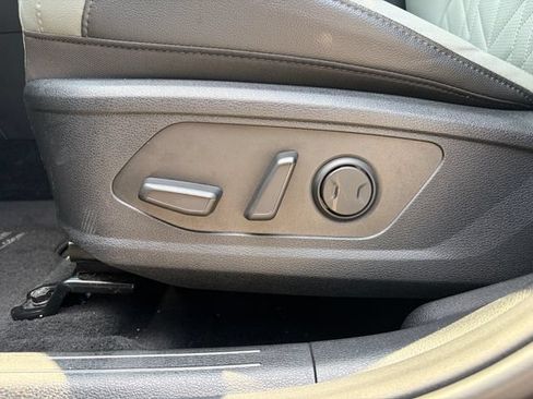 Certified 2025 Kia Sportage X-Line w/ Premium Package AWD/4WD image 10