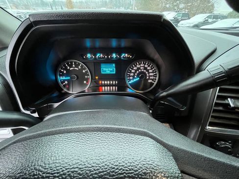 Used 2015 Ford F150 XLT image 20