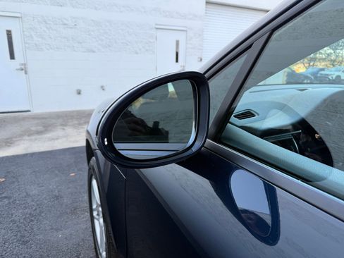 Used 2018 Porsche Macan Sport Edition image 22