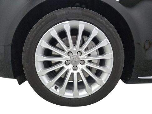 Used 2014 Audi A8 L 3.0T image 26