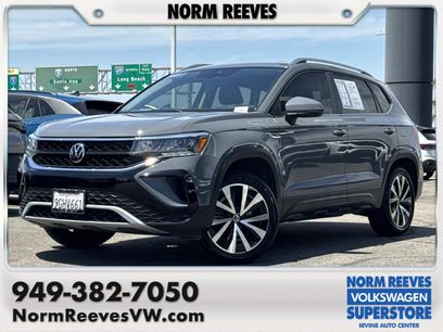 Certified 2023 Volkswagen Taos SE w/ Panoramic Sunroof Package