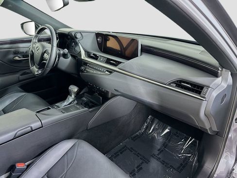 Used 2020 Lexus ES 350 w/ Accessory Package 2 FWD image 32