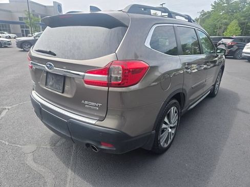 Used 2022 Subaru Ascent Limited w/ Technology Package AWD/4WD image 5
