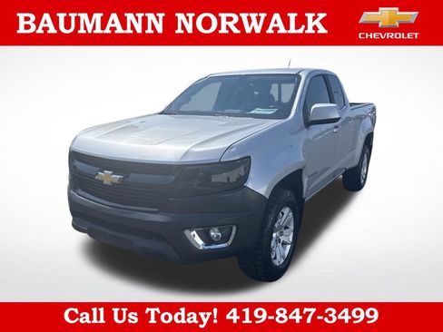 Used 2017 Chevrolet Colorado LT w/ LT Convenience Package RWD image 1