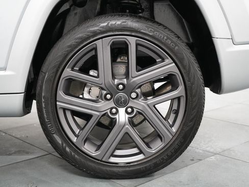 Used 2025 Jeep Compass Limited w/ High Altitude Package AWD/4WD image 36