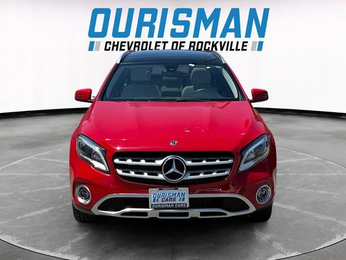 Used 2020 Mercedes-Benz GLA 250 4MATIC w/ Premium Package image 8