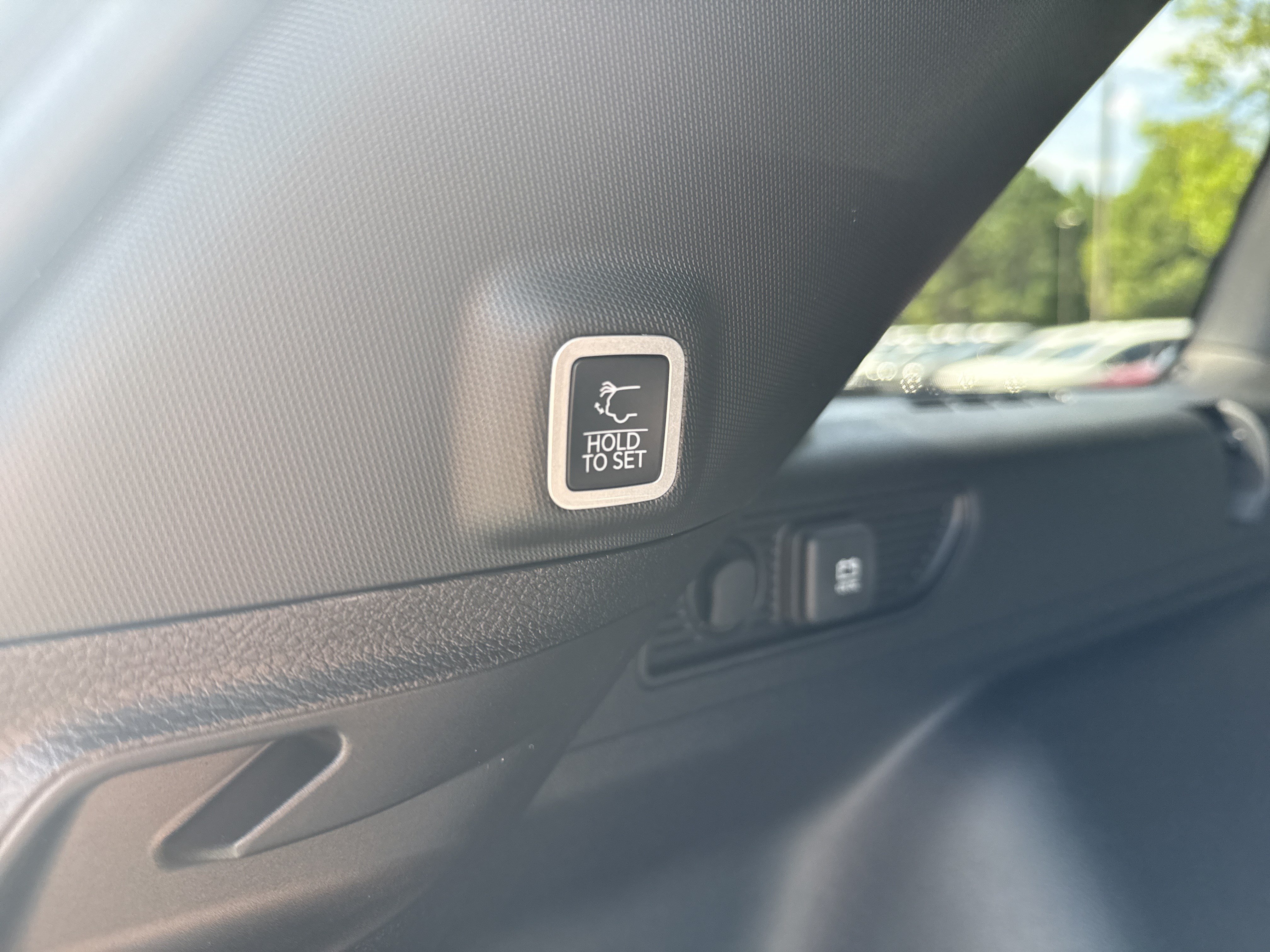 New 2026 Jeep Grand Cherokee Altitude RWD image 19