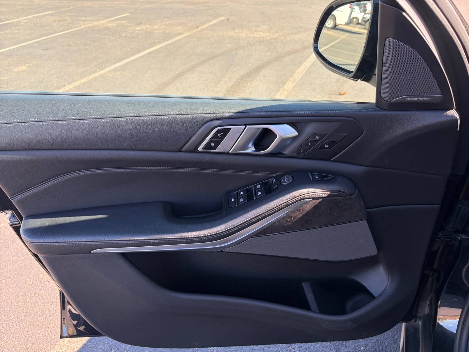 Used 2019 BMW X5 xDrive40i w/ Premium Package 2 AWD/4WD image 14